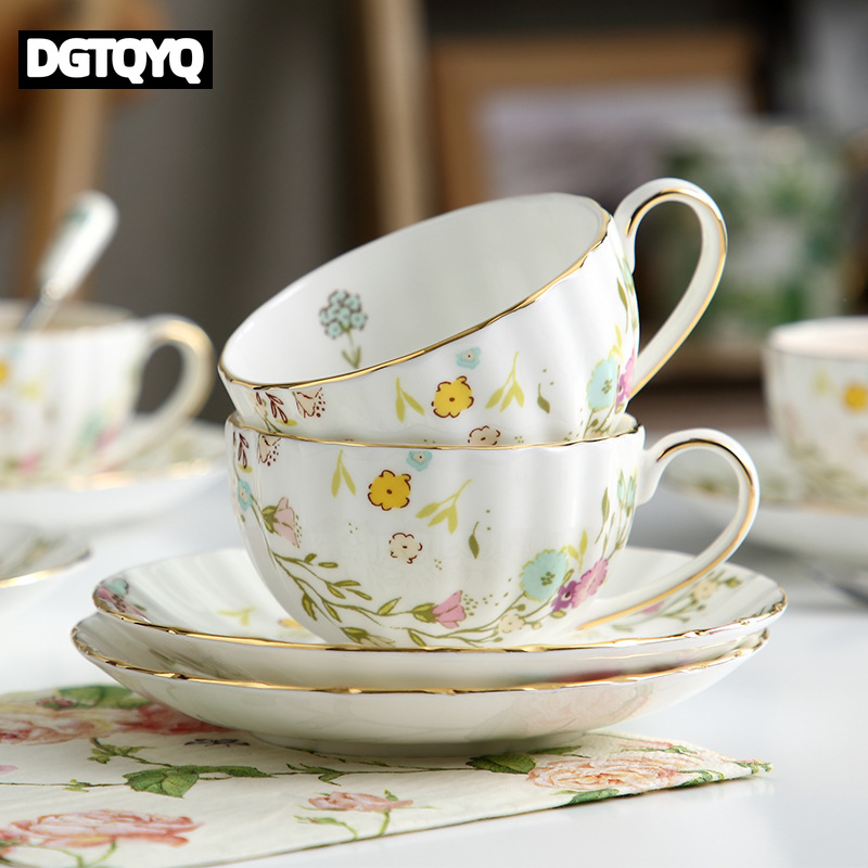 Coffee Tea Game - 2Pcs Vintage Floral Ceramic Coffee Cup