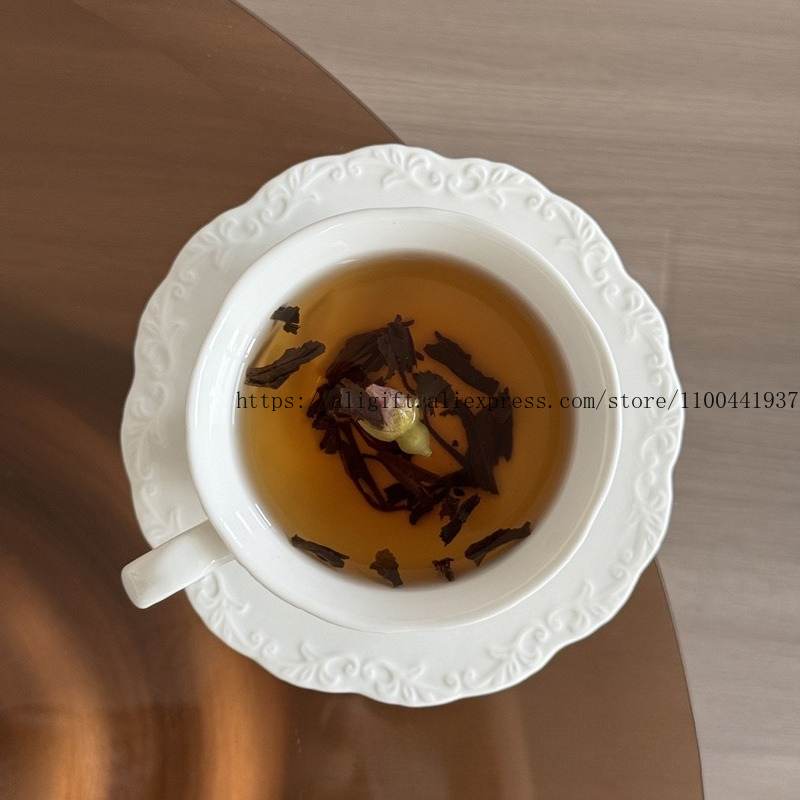 French Light Luxury Embossed F - Coffee Tea Game recension och pris